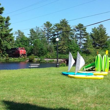 Bear Paw Inn Michigamme Екстер'єр фото
